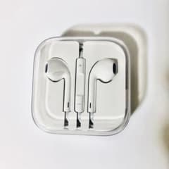 iPhone純正イヤホン iPhoneイヤホン 純正品 旧イヤホンのサムネイル