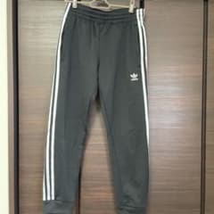 週末限定値下げadidas トラックパンツ ジャージ　細身のサムネイル
