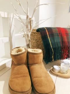 ※限定セールは1/29からでした✨お値下げ✨UGGムートンブーツ24（23.5）のサムネイル