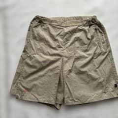 ☆ cw-X ベージュ ショートパンツ Lサイズのサムネイル