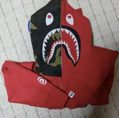 A BATHING APE エイプ 青山限定 シャーク パーカー 希少 限定のサムネイル
