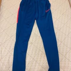 NIKE ナイキ パンツ　サッカーのサムネイル