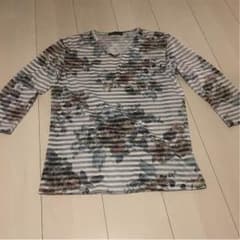 花柄 Tシャツ ZARA コムサ好きにのサムネイル