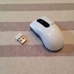 値下★ELECOMワイヤレスレーザーマウス Micro Grast Switchのサムネイル