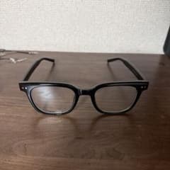 ユニクロ 伊達メガネ ブラックのサムネイル