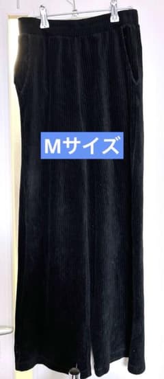 ユニクロ　スウェード風パンツ　Mサイズ