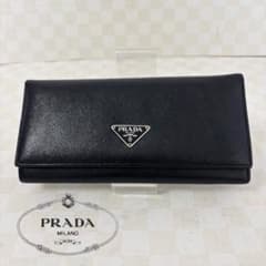 極美品　PRADA プラダ　長財布　二つ折り　M28 極美品 PRADA プラダ 長財布 二つ折り M88 - メルカリ