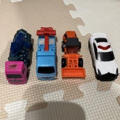 ハッピーセットトミカ4台セット - メルカリ