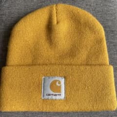 カーハートのニット帽のサムネイル