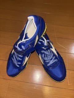 【未使用】23.5cm Mizuno スパイクシューズ 青/黄色のサムネイル