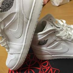エアジョーダン スニーカーのサムネイル