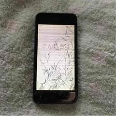 iPod touch5世代 32G 画面割れのサムネイル