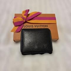 LOUIS VUITTON ブラック コインケース　タイガ　小銭入れ　黒のサムネイル