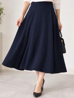green label relaxing新品タグ付ネイビースカート - メルカリ