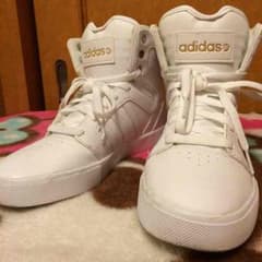 adidas ハイカット レディース 24cmのサムネイル