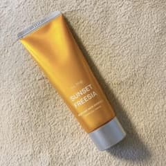 JUL7ME　ヘアエッセンス　SUNSET FREESIAのサムネイル