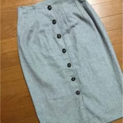 グレーのミモレ丈スカートMのサムネイル