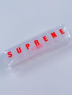 ヘイセイさん専用 Supreme ピルケースのサムネイル
