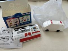 ハッピーセットトミカ 救急車のサムネイル