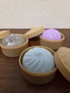 ミニチュア 肉まん 3個セット 蒸籠付き スクイーズのサムネイル
