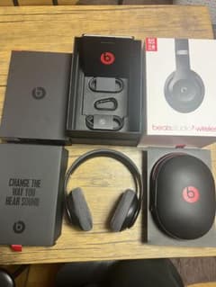 （値下げ中）Beats Studio3 Wireless ヘッドフォン ブラックのサムネイル
