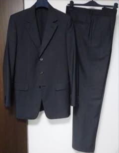 ルイヴィトン スーツ モヘア混 総裏地 3つボタン ダークグレー 48 ルイヴィトン スーツ モヘア混 総裏地 3つボタン ダークグレー 48