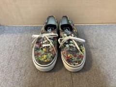 VANS 花柄 スニーカー　22.5センチのサムネイル