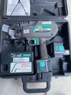 MAX RB-390A 鉄筋結束機 バッテリー2個付き 充電器付き 通電確認済みのサムネイル
