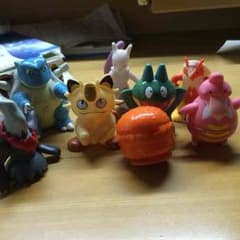 ポケモンフィギュアのサムネイル