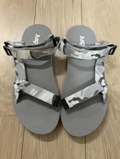 未使用　APE エイプ　カモフラ柄 スポーツサンダル　29センチのサムネイル