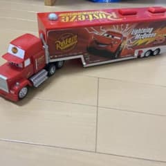 トミカ カーズ ライトニングマックイーン マックのサムネイル