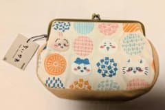 【新品未使用】ちいかわ　刺繍　ポーチのサムネイル