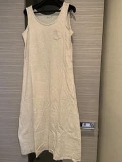 【週末お値下げ】モーハウス　授乳服　ロングワンピースのサムネイル