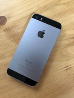 iPhone SE 32GB SIMフリーのサムネイル