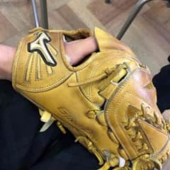 ミズノ グローバルエリート 硬式グラブのサムネイル