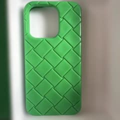 BOTTEGA VENETA グリーン iPhone15pro パラキーノ - メルカリ