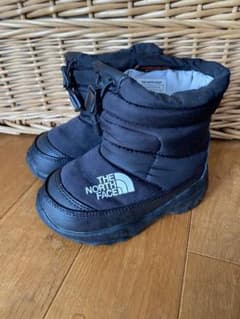 THE NORTH FACE キッズブーツ 黒のサムネイル