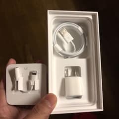 iPhone Apple イヤホンのサムネイル