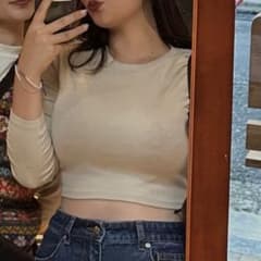 zara 長袖シャツ（丈短め）のサムネイル