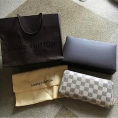LOUIS VUITTON長財布のサムネイル