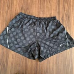 NIKE ナイキ ランニング ショートパンツ Lサイズのサムネイル