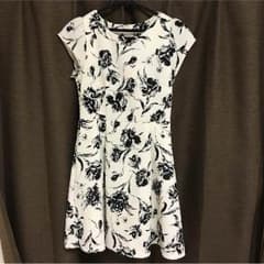 MIIA花柄ワンピースのサムネイル