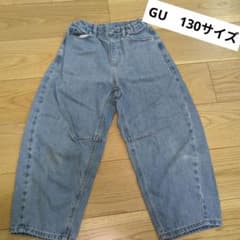 GU 130サイズ バレルパンツ　ワイドジーンズのサムネイル