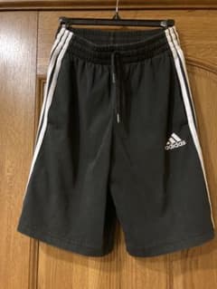 adidas 黒 ハーフパンツ サイドストライプ ディズニー adidas 黒 ハーフパンツ サイドストライプ ディズニー アディダス