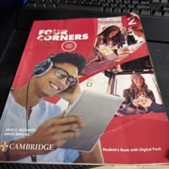 Four Corners 2 学生用ブックのサムネイル