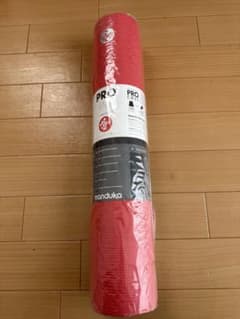 Manduka PROlite ヨガマット 5mm Deep Coral - メルカリ