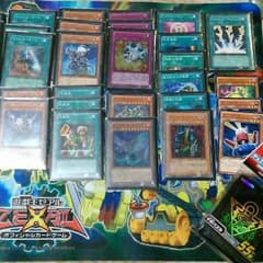 インフェルノイドデッキ  新品スリーブ付きのサムネイル