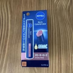 ニベア　リッチケア&カラーリップ　スモーキーローズのサムネイル