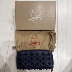 Christian Louboutin 長財布 スタッズ ネイビーのサムネイル