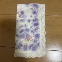 NINA RICCI ニナリッチ ハンカチ 花柄 レースのサムネイル
